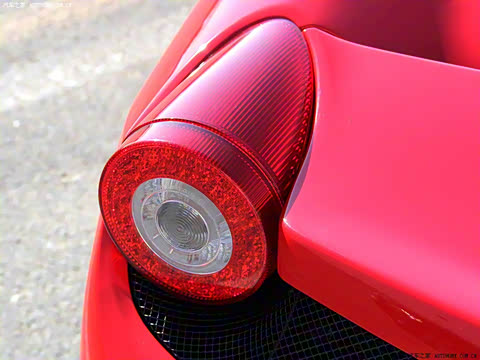 2013�� 4.5L Spider