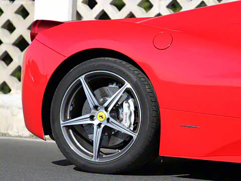 2013�� 4.5L Spider