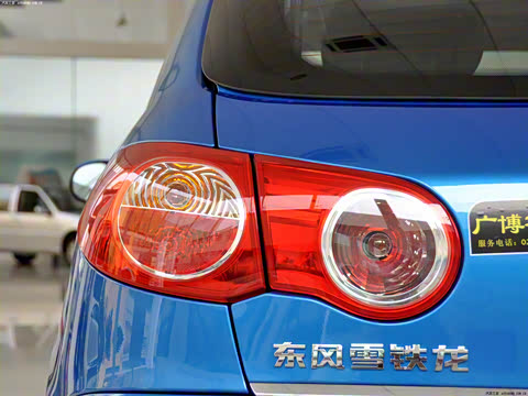 2012�� 1.6L �Զ��˶���