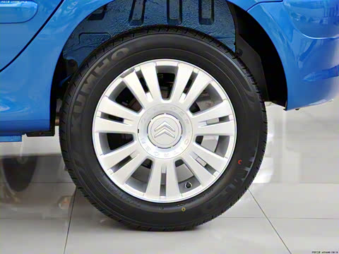 2012�� 1.6L �Զ��˶���