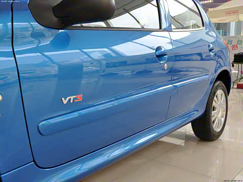 2012�� 1.6L �Զ��˶���