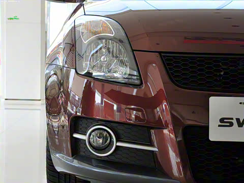 2011�� 1.5L �Զ��˶�Ӱ����