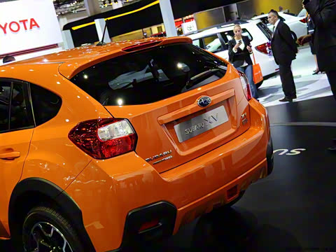 2012�� 2.0i ������