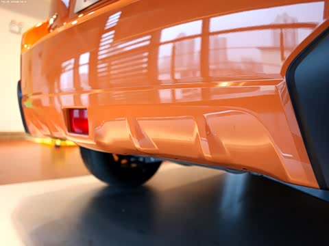 2012�� 2.0i ������