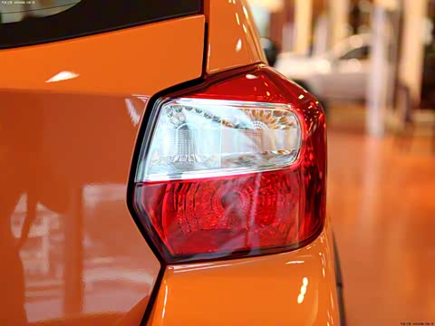 2012�� 2.0i ������