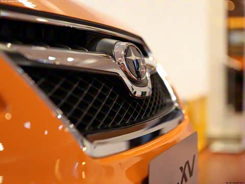 2012�� 2.0i ������