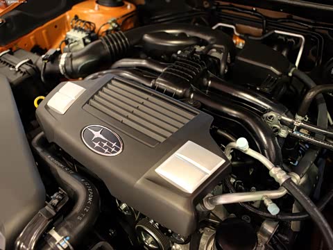 2012�� 2.0i ������