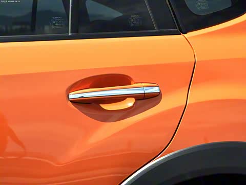 2012�� 2.0i ������