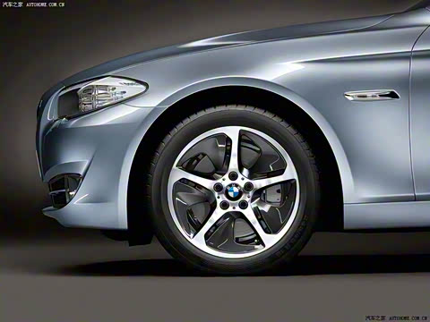 2013�� ActiveHybrid 5