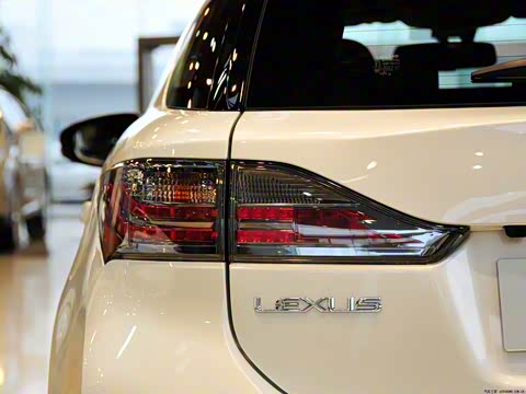 2012�� CT200h ������