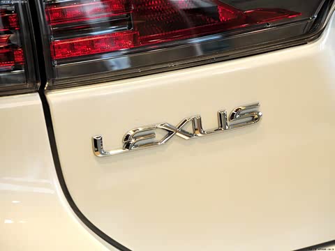 2012�� CT200h ������