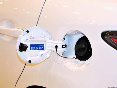 2012�� CT200h ������