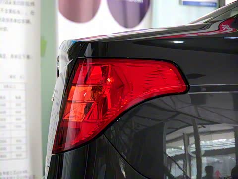 2012�� 1.6L �ֶ��촰��