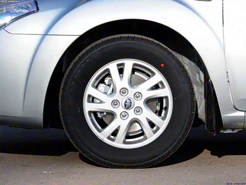 2012�� 1.6L �ֶ�������