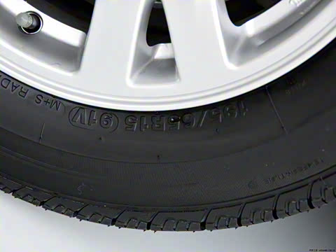 2012�� 1.6L �ֶ������