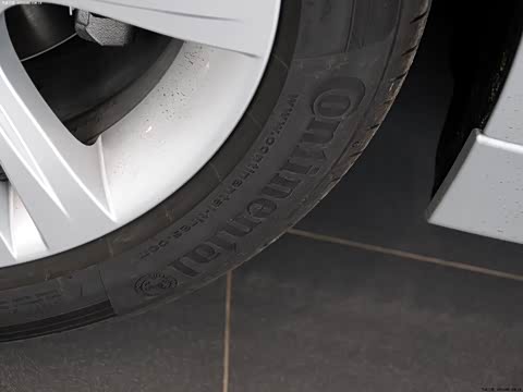 2013�� 328i�˶������װ