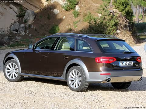 2013�� 40 TFSI allroad quattro ������
