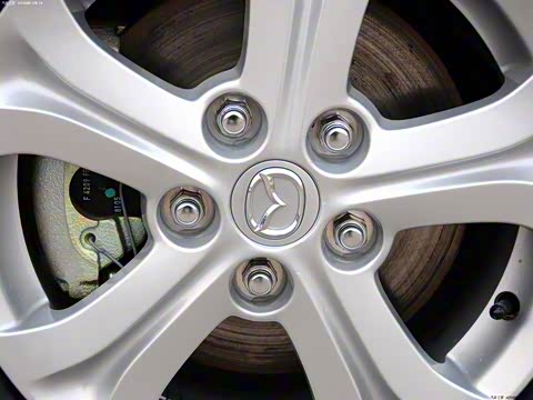 2012�� 1.6L �ֶ������׼��