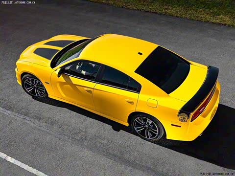 2012�� 6.4L SRT8 Super Bee