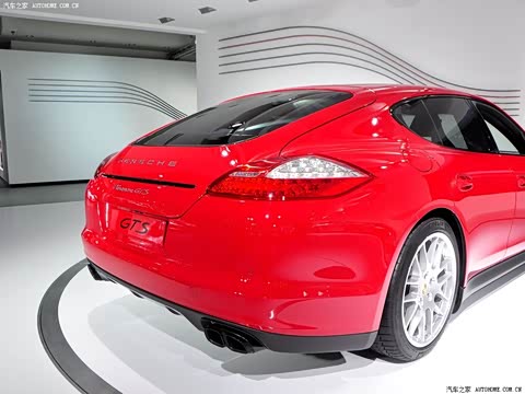 2012�� Panamera GTS 4.8L