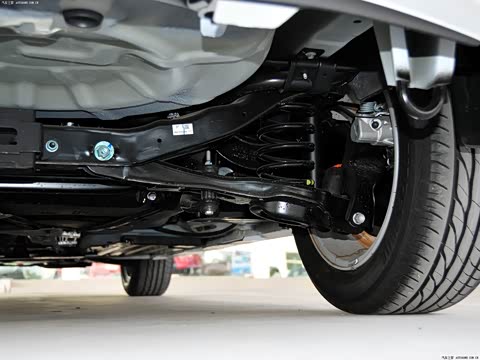 2012�� ���� 2.0L �ֶ��˶���