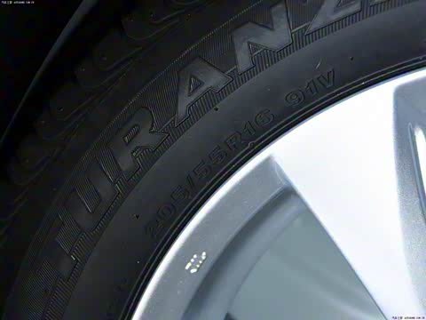 2012�� ���� 2.0L �ֶ��˶���