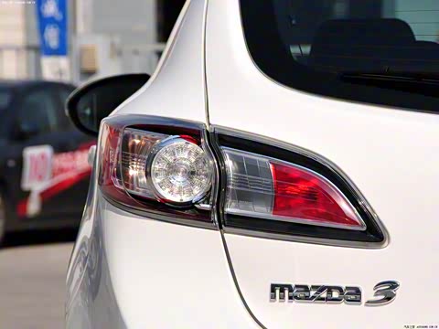 2012�� ���� 2.0L �ֶ��˶���