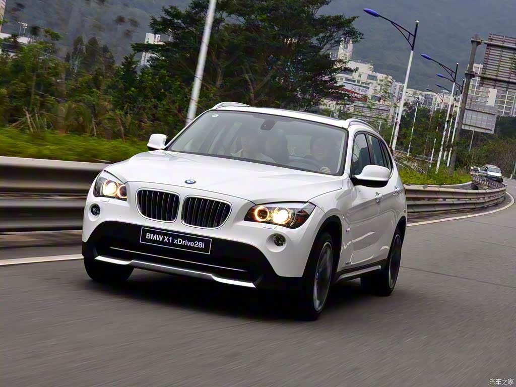 宝马x1 2012款 xdrive28i 豪华型 1462082图片_宝马_汽车图库_汽车之