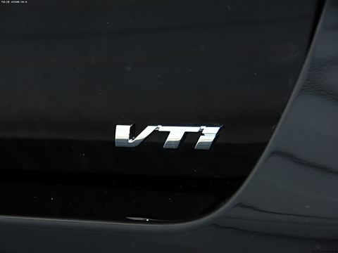 2012 2.4L VTi