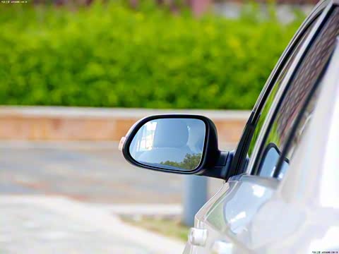 2012�� 1.3L �ֶ������� ��V