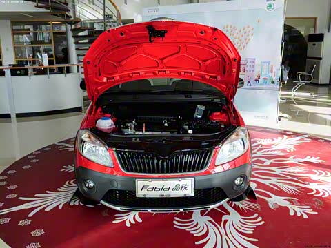 2012�� 1.6L Scout