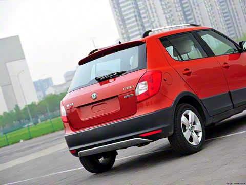 2012�� 1.6L Scout