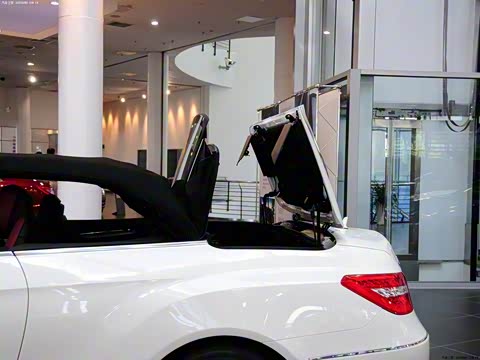 2011�� E 260 CGI �����