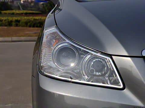 2012�� 1.6L �ֶ�������