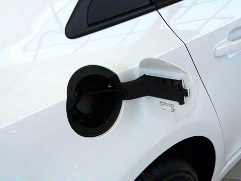 2012�� 1.6L SL MT