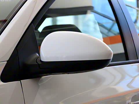 2012�� 1.6L SL MT