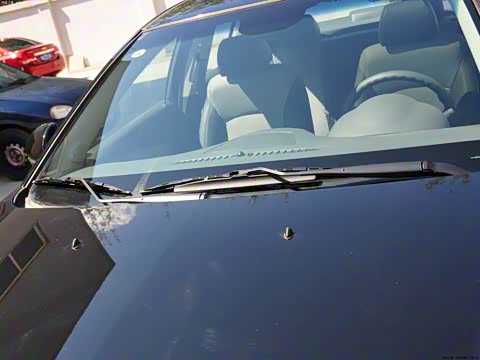 2012�� 1.6L SE MT