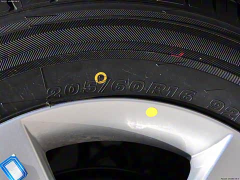 2012�� 1.6L SE MT