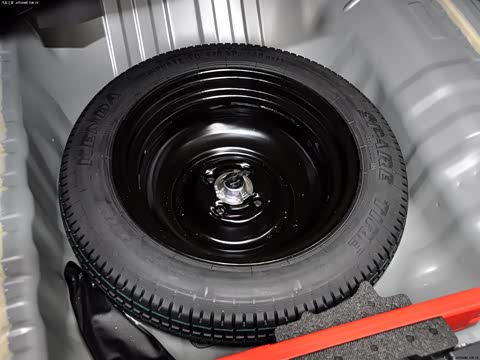 2012�� 1.5L �Զ���Ӣ��