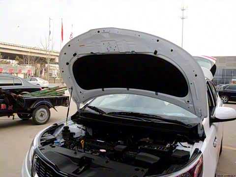 2012�� ���� 1.4L MT GLS