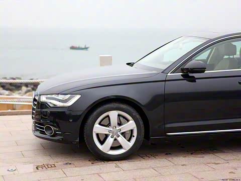 2012�� 50 TFSI quattro ������