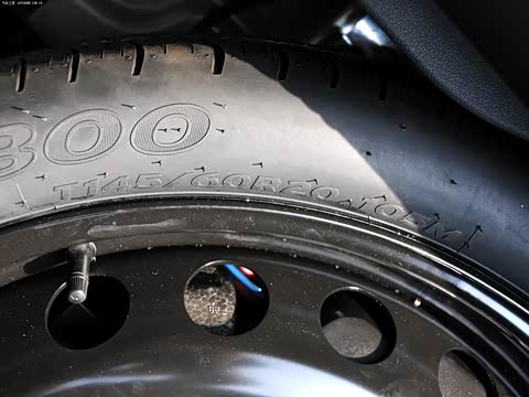 2012�� 50 TFSI quattro ������