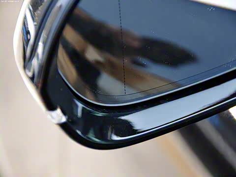 2012�� 50 TFSI quattro ������