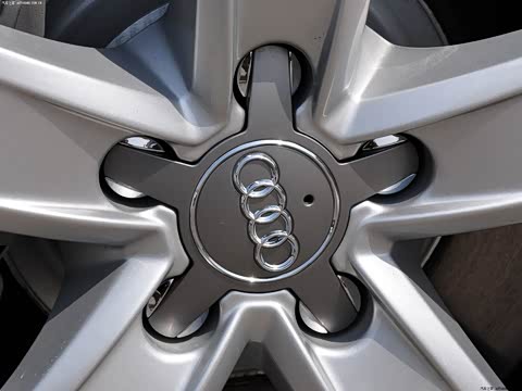 2012�� 50 TFSI quattro ������