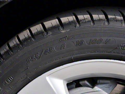 2012�� 50 TFSI quattro ������