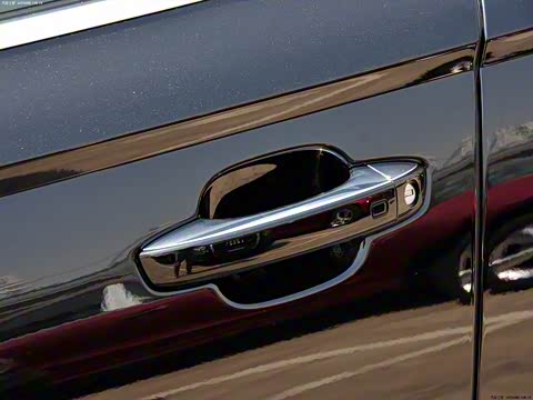 2012�� 50 TFSI quattro ������