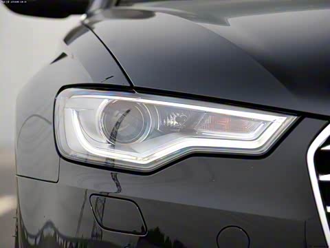 2012�� 50 TFSI quattro ������