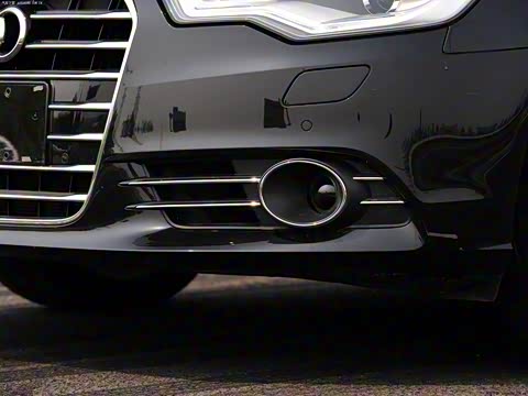 2012�� 50 TFSI quattro ������