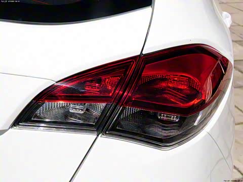 2012�� 1.5L �Զ��캽��