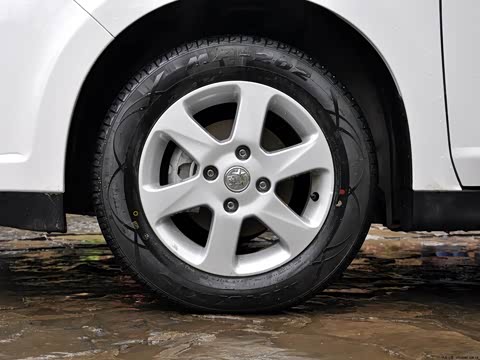 2012�� 1.6L �ֶ�����